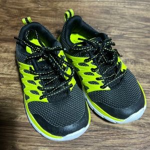 Boys bcg shoes. Size 11. Brand new.